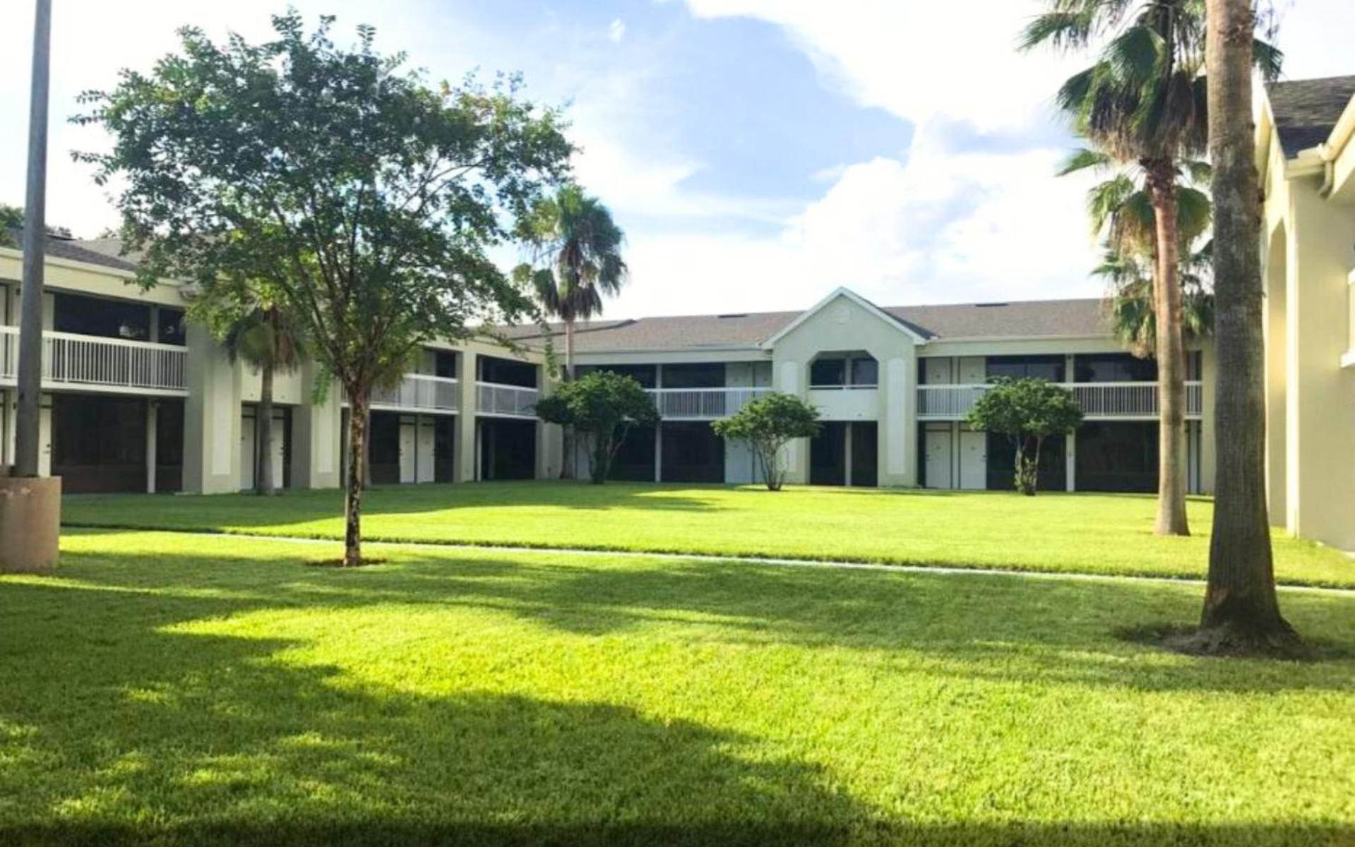Bposhtels Orlando Disney Kissimmee Exterior photo